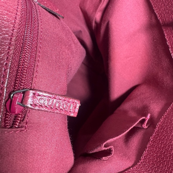 Authentic Gucci Brown and Red Tote Bag with Iconic GG Monogram - Picture 5 of 8